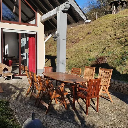 Grosses Sauerburgblick Villa *