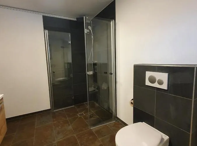 Grosses Sauerburgblick Sauerthal